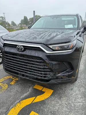 Toyota Highlander XLE AWD 2026 Black