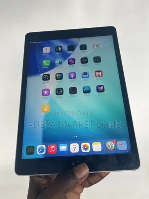 Apple iPad 10.2 (2021) 64 GB Silver