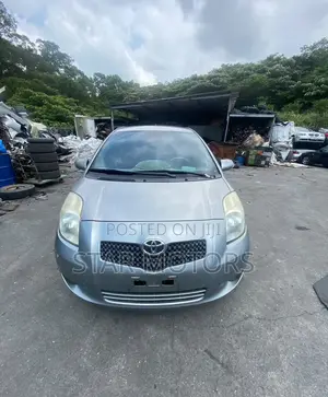 Toyota Yaris 2010 Blue