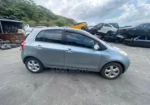 Toyota Yaris 2010 Blue