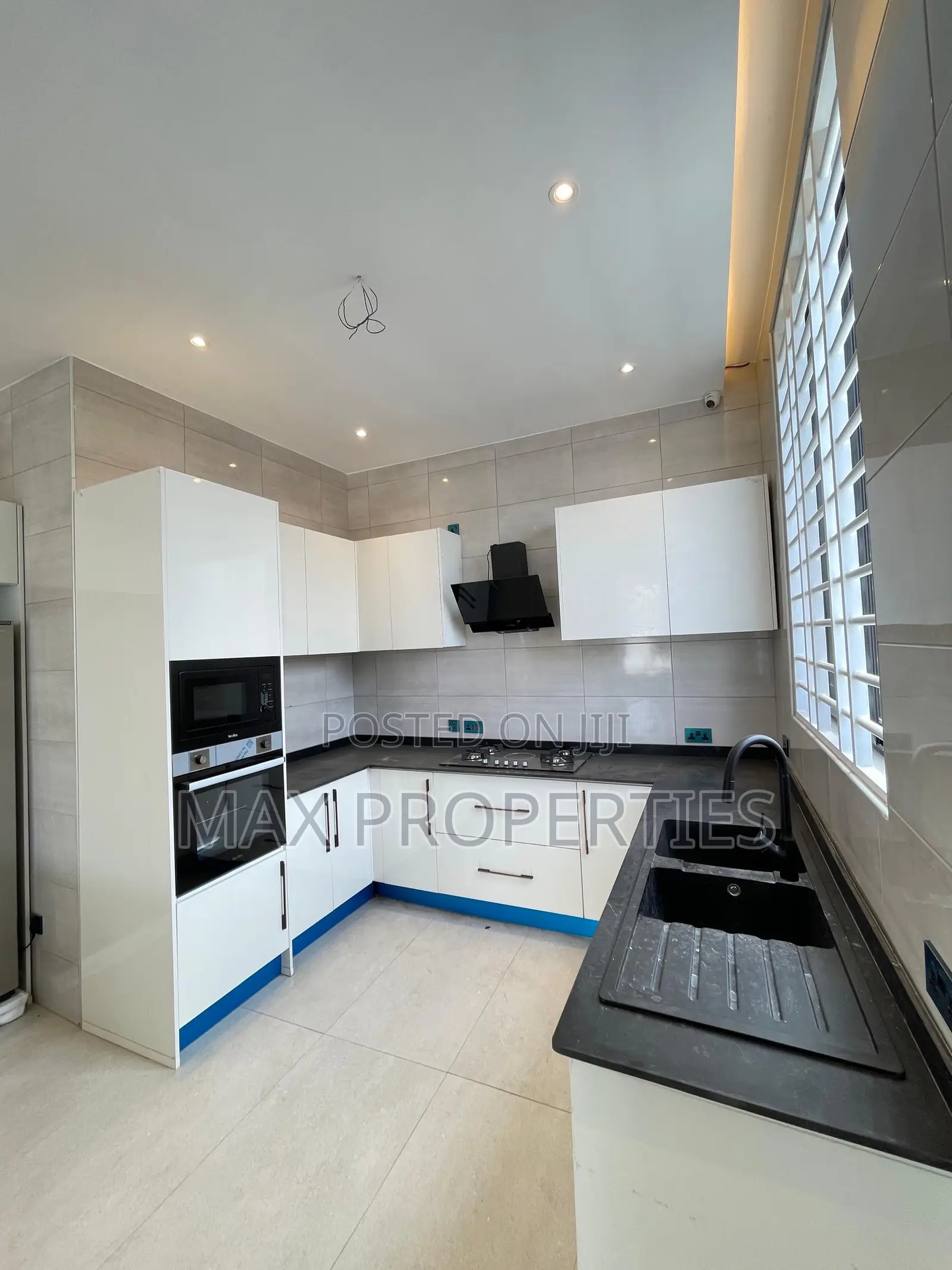 4bdrm House in Haatso for sale