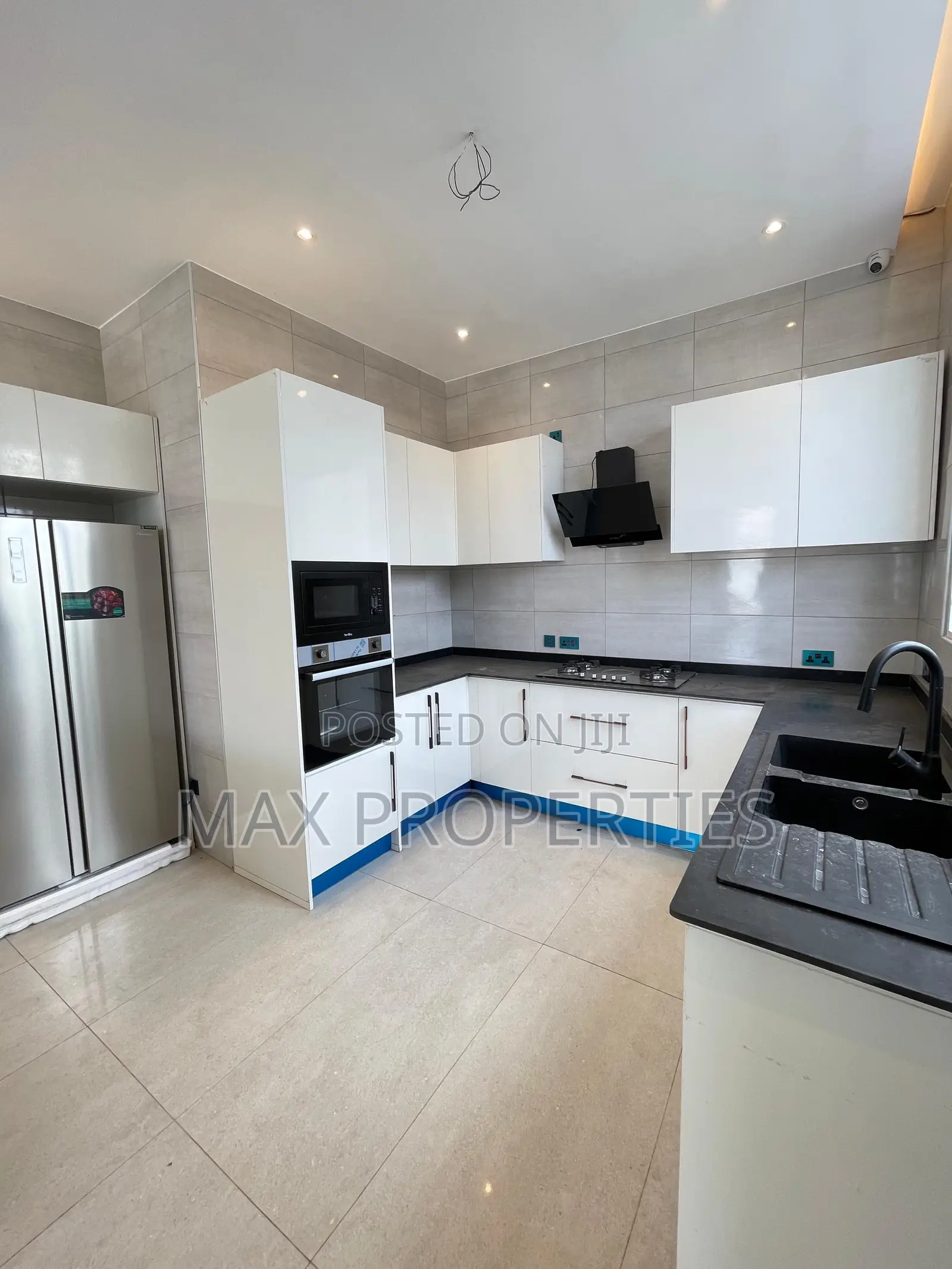 4bdrm House in Haatso for sale
