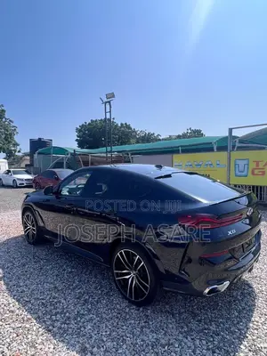 BMW X6 xDrive40i 2024 Blue