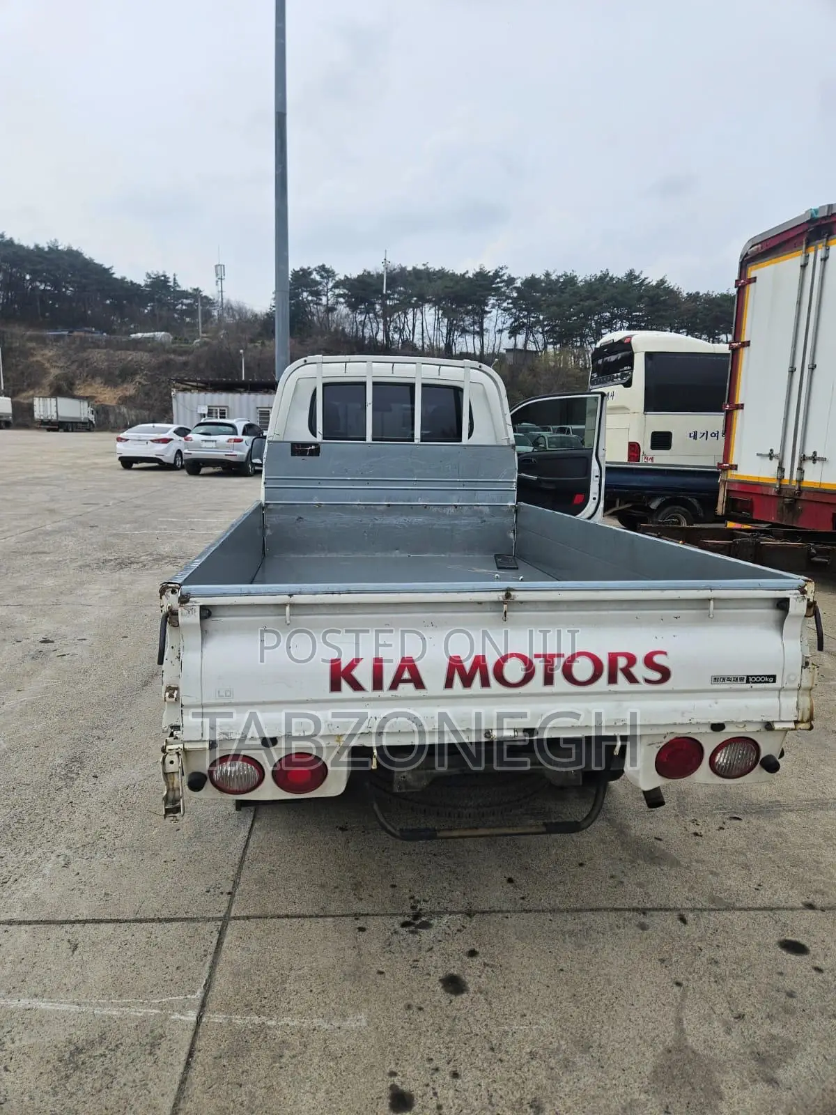 Kia Bongo 2016 White