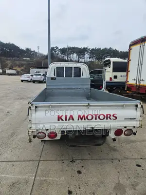Kia Bongo 2016 White