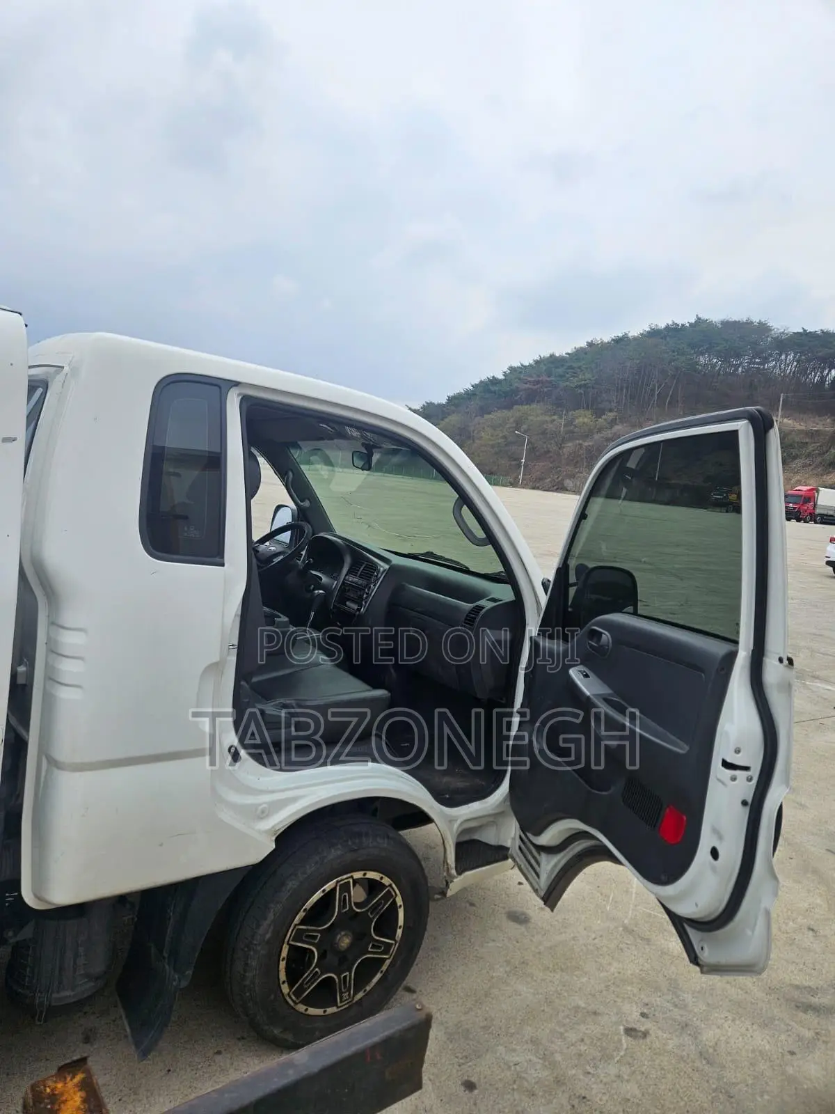 Kia Bongo 2016 White