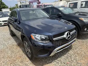 Mercedes-Benz GLC-Class 2019 Blue