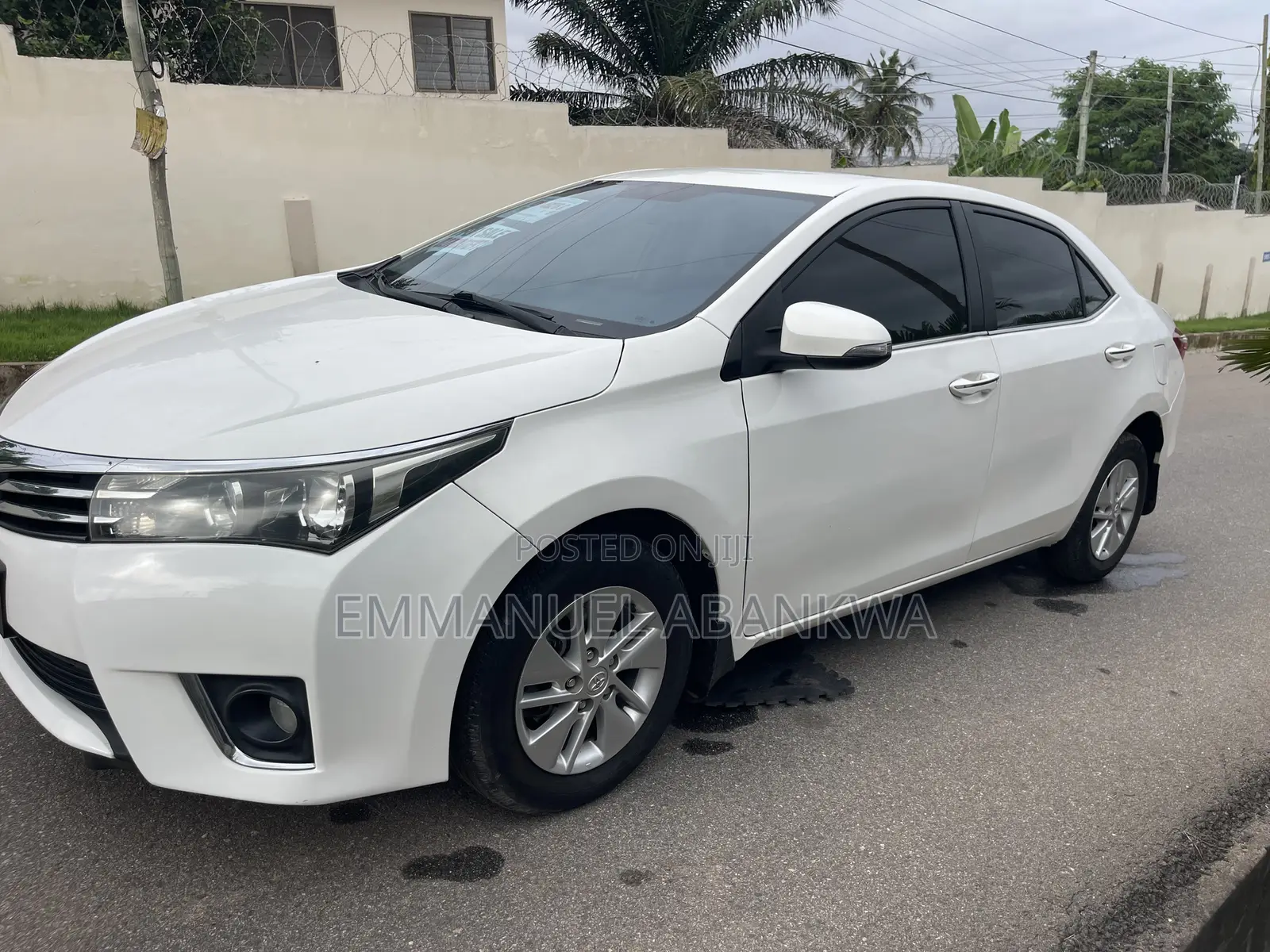Toyota Corolla 2016 White