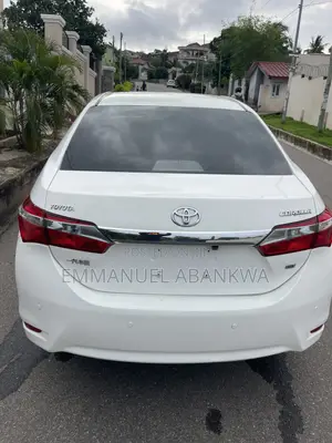 Toyota Corolla 2016 White