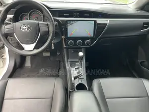 Toyota Corolla 2016 White
