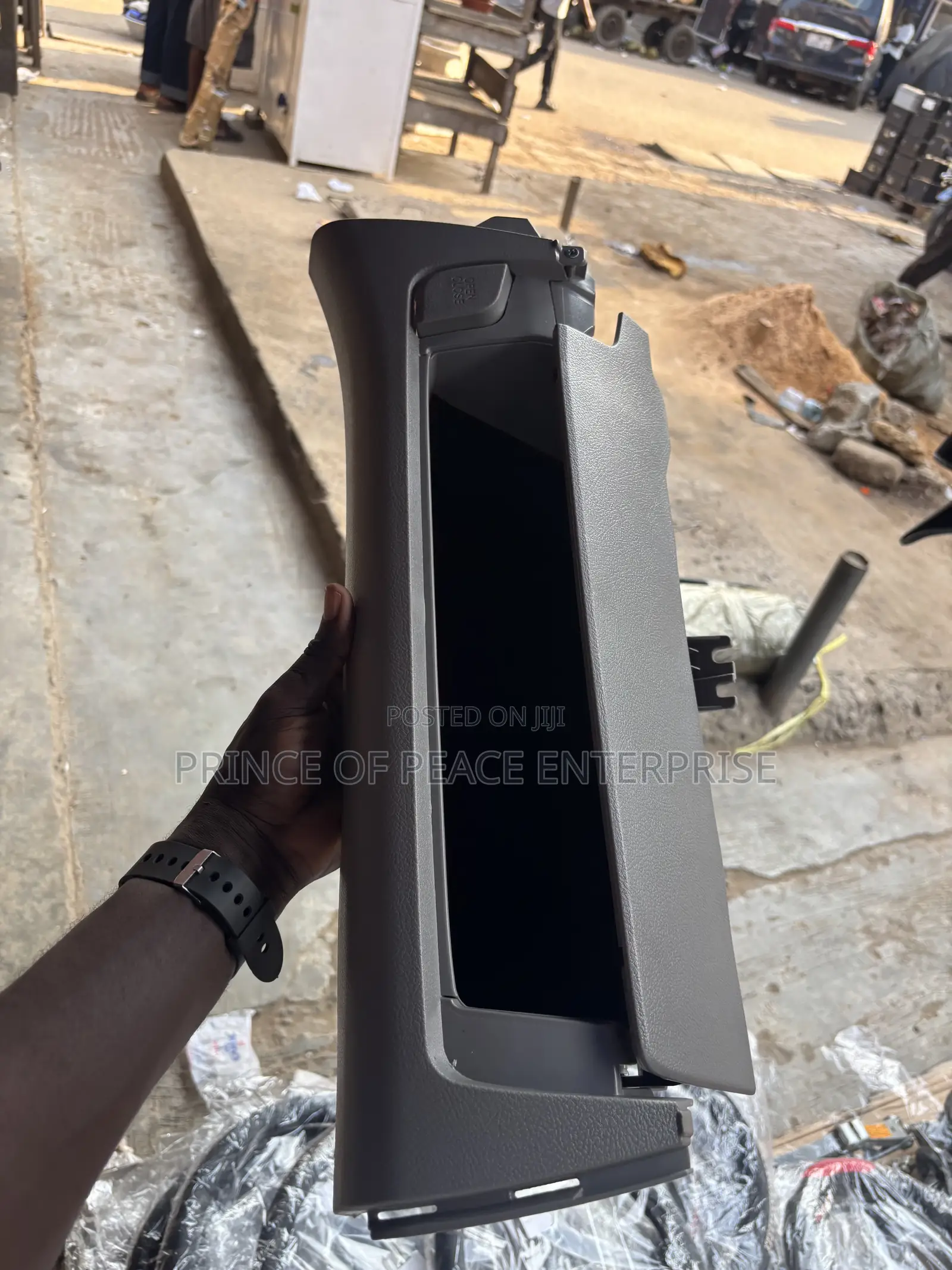 Toyota Rav4 2011 2012 2013 2015 2016 Letter Box or Rav4 Glove Box