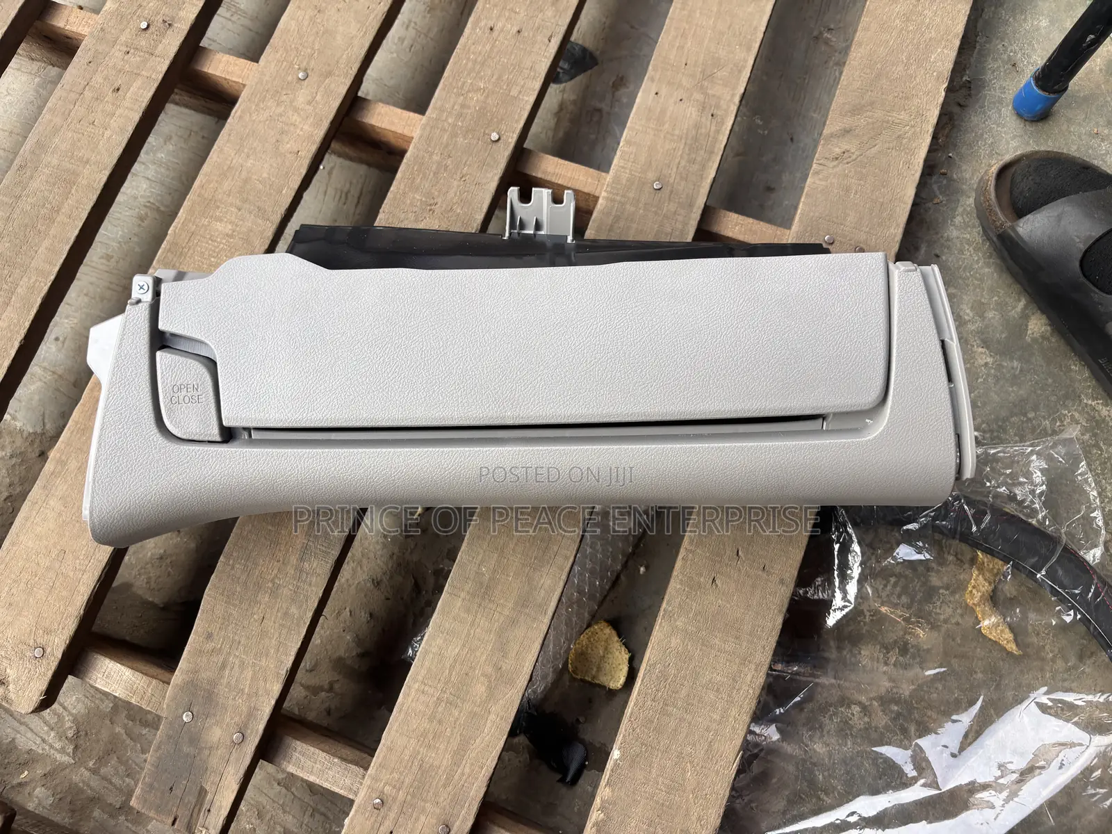 Toyota Rav4 2011 2012 2013 2015 2016 Letter Box or Rav4 Glove Box