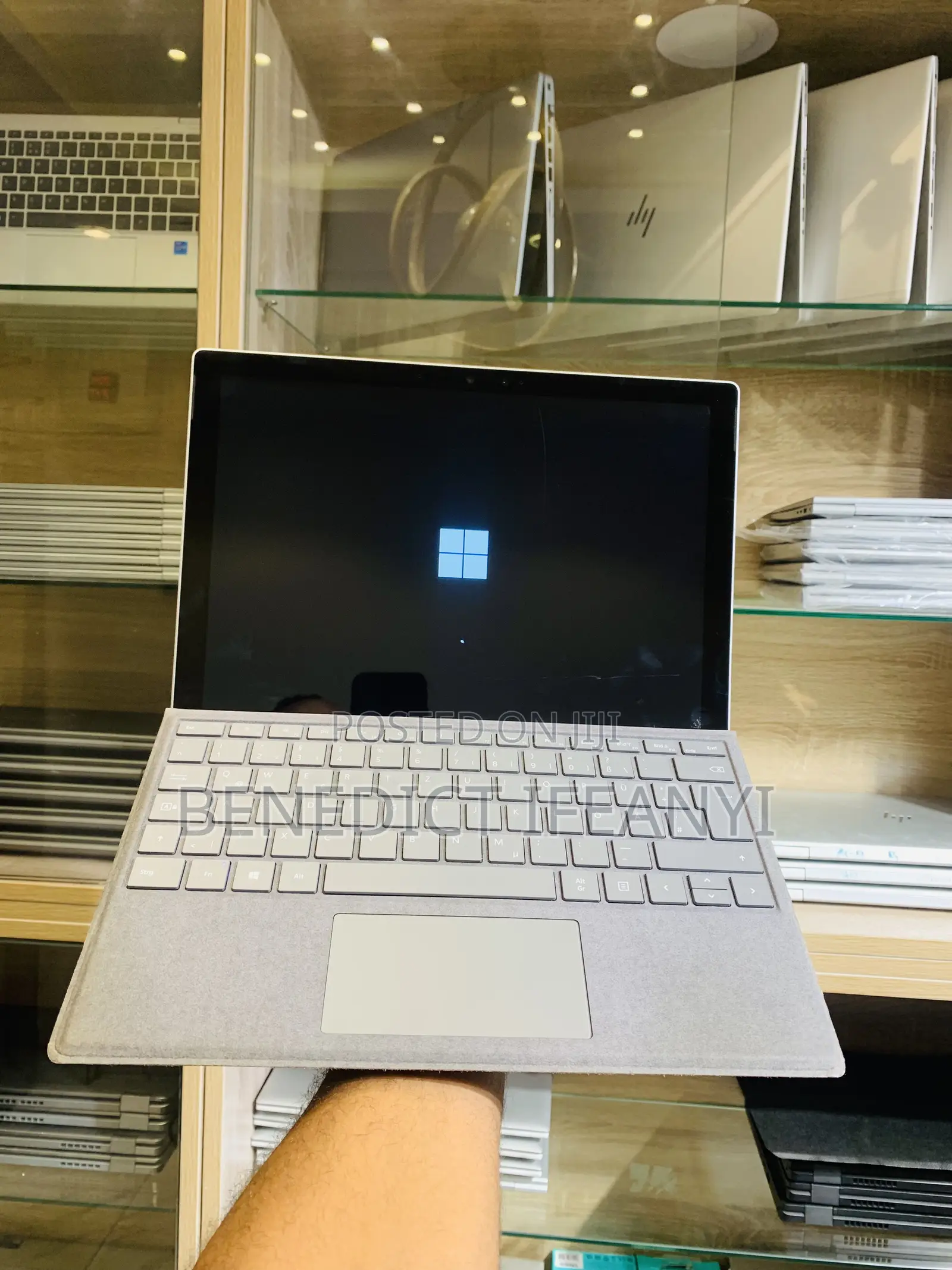 Laptop Microsoft Surface Pro 7+ 8GB Intel Core i5 SSD 256GB