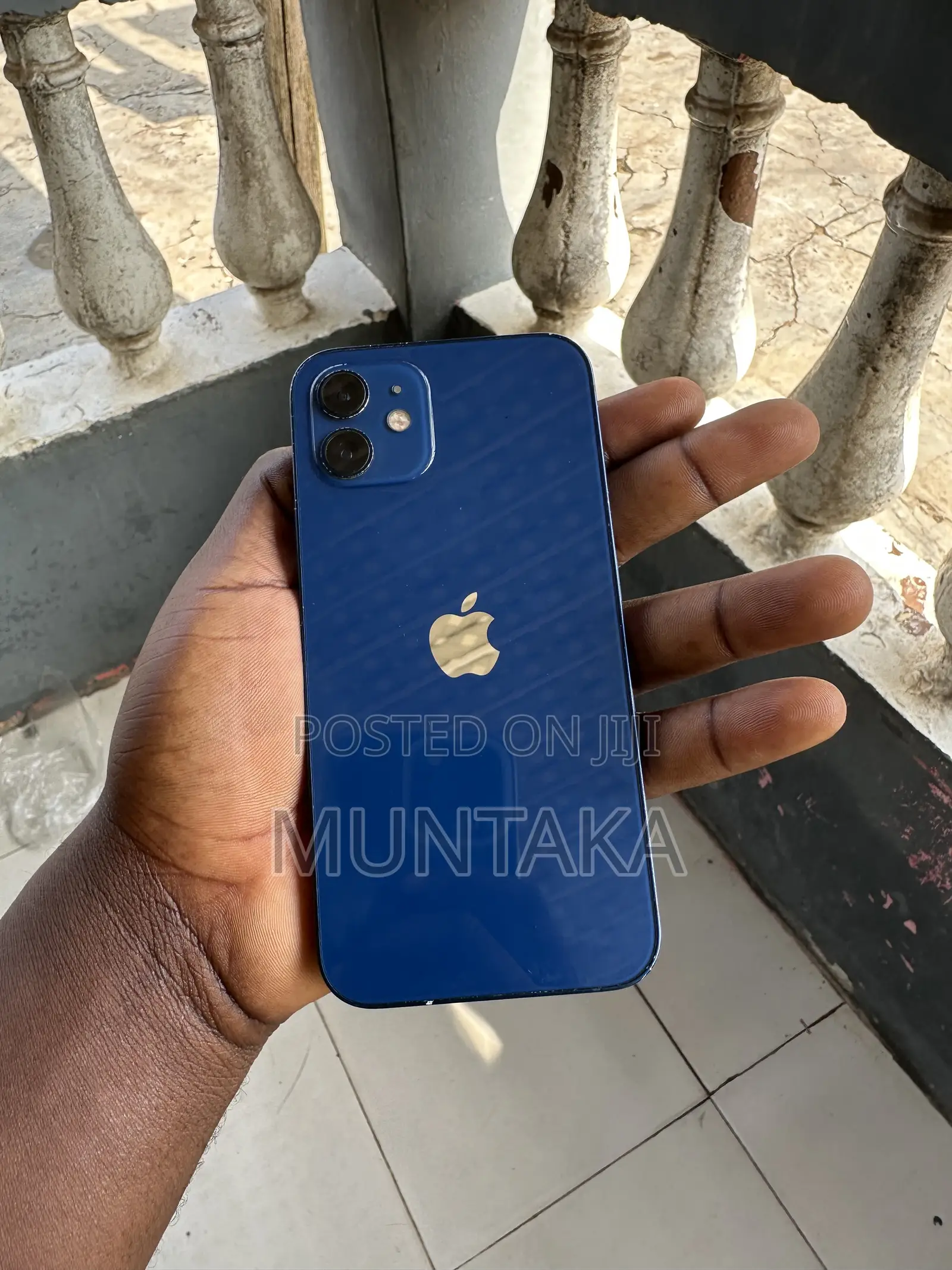 Apple iPhone 12 64 GB Blue