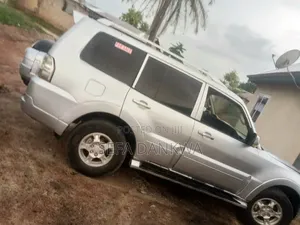 Mitsubishi Pajero Sport 2009 Silver