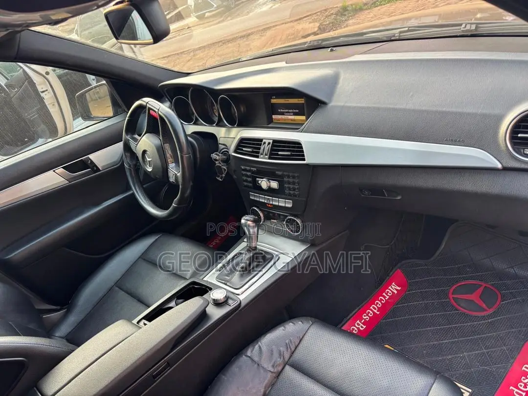 Mercedes-Benz C250 2013 Black