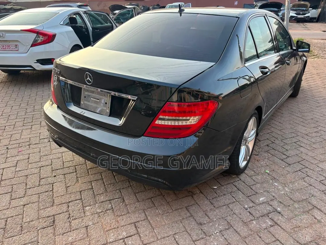 Mercedes-Benz C250 2013 Black