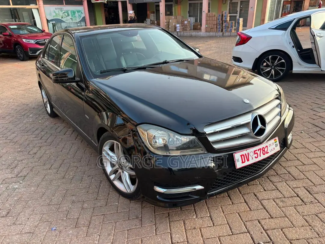 Mercedes-Benz C250 2013 Black