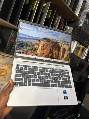 Laptop HP ProBook 440 G9 16GB Intel Core i7 SSD 512GB