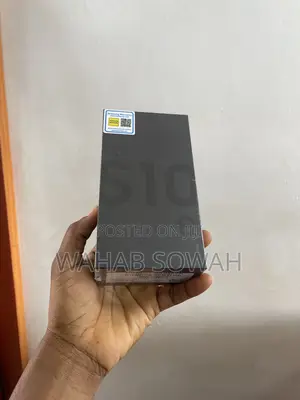 New Samsung Galaxy S10 128 GB Black