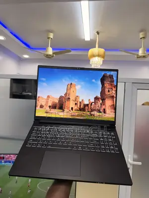New Laptop 32GB Intel Core Ultra 9 SSD 1T