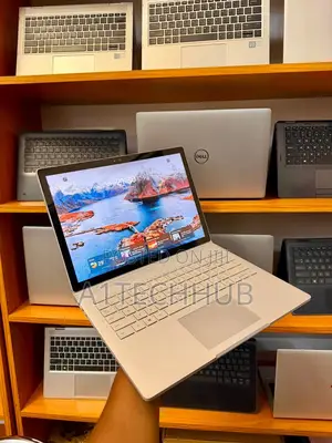 Laptop Microsoft Surface Book 2 8GB Intel Core i5 SSD 256GB