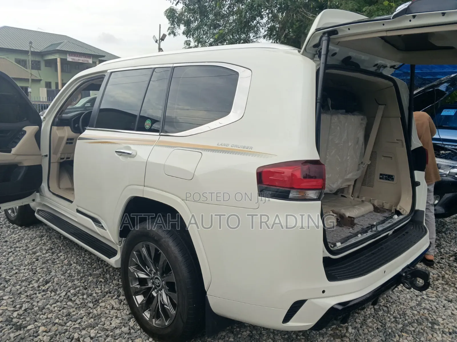 New Toyota Land Cruiser 2025 Gray