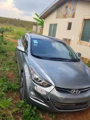 Hyundai Elantra 2015 Silver