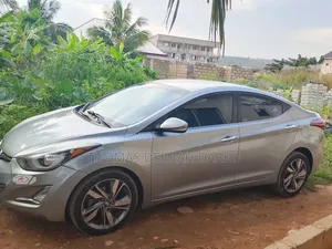 Hyundai Elantra 2015 Silver