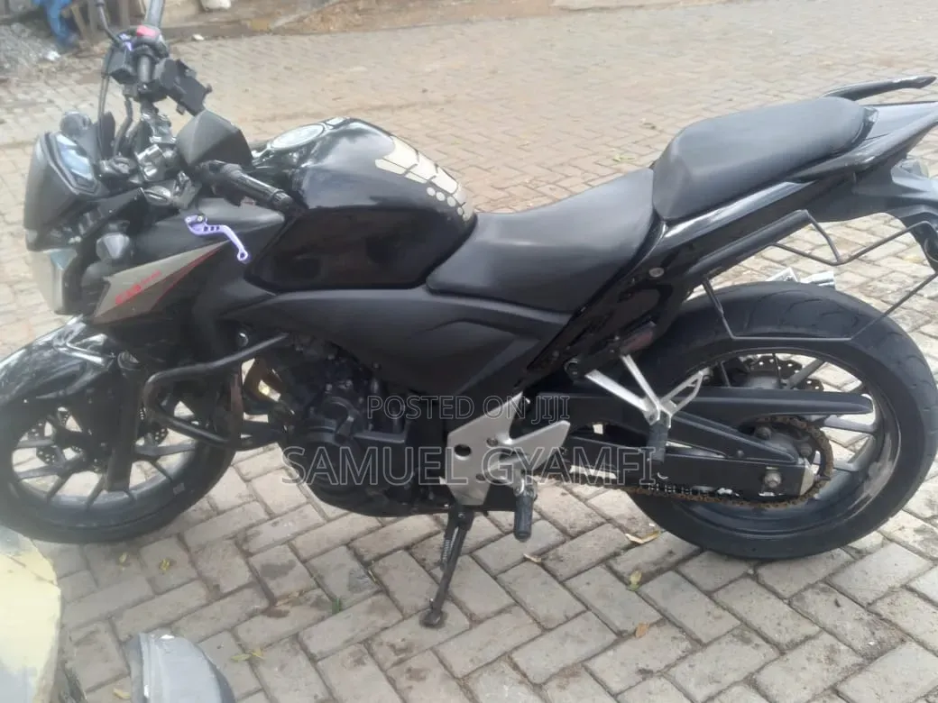 Yamaha Gear 2010 Black