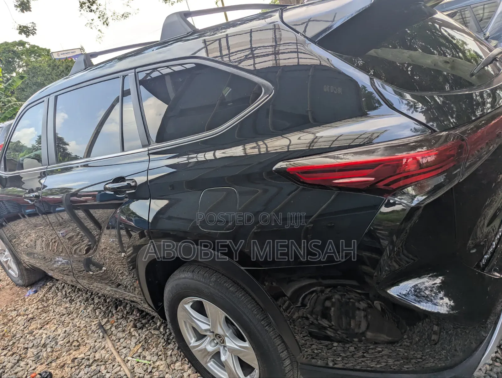 Toyota Highlander LE AWD 2023 Black