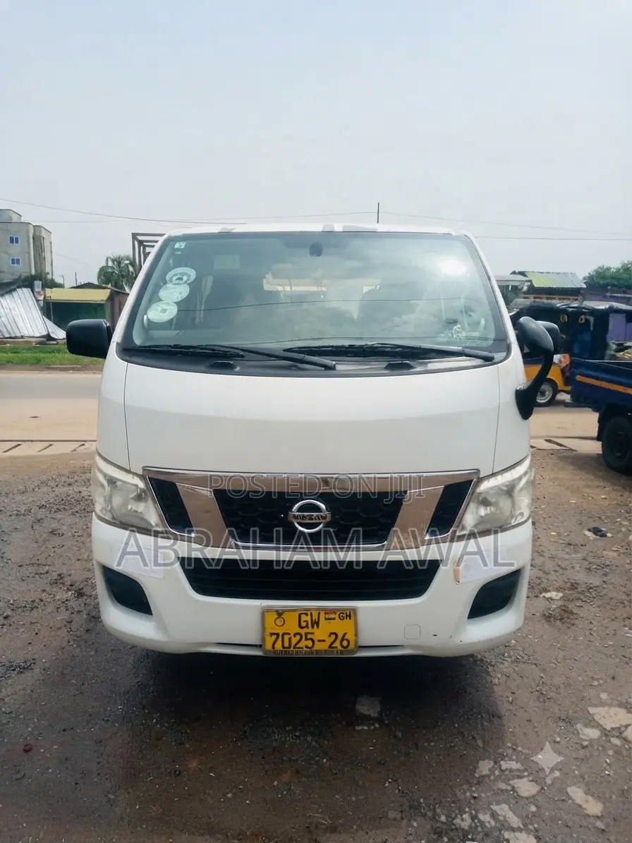 Nissan Caravan (Urvan) 2014 White