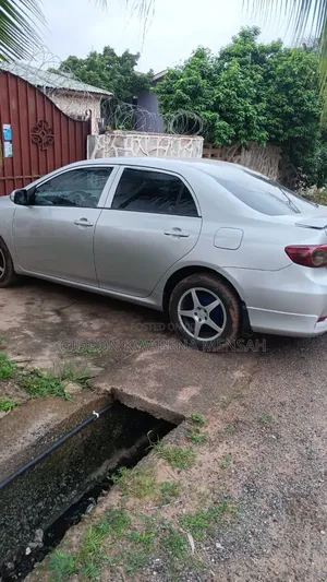 Toyota Corolla 2013 Silver