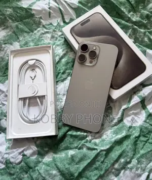 New Apple iPhone 15 Pro Max 512 GB Silver