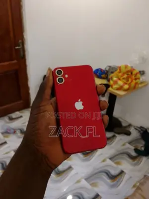 Apple iPhone 11 64 GB Red