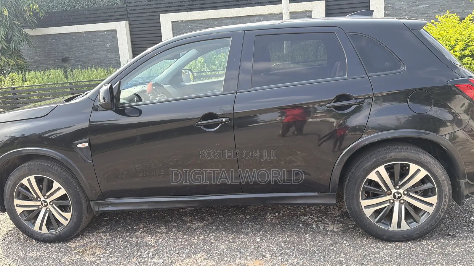 Mitsubishi Outlander 2021 Black