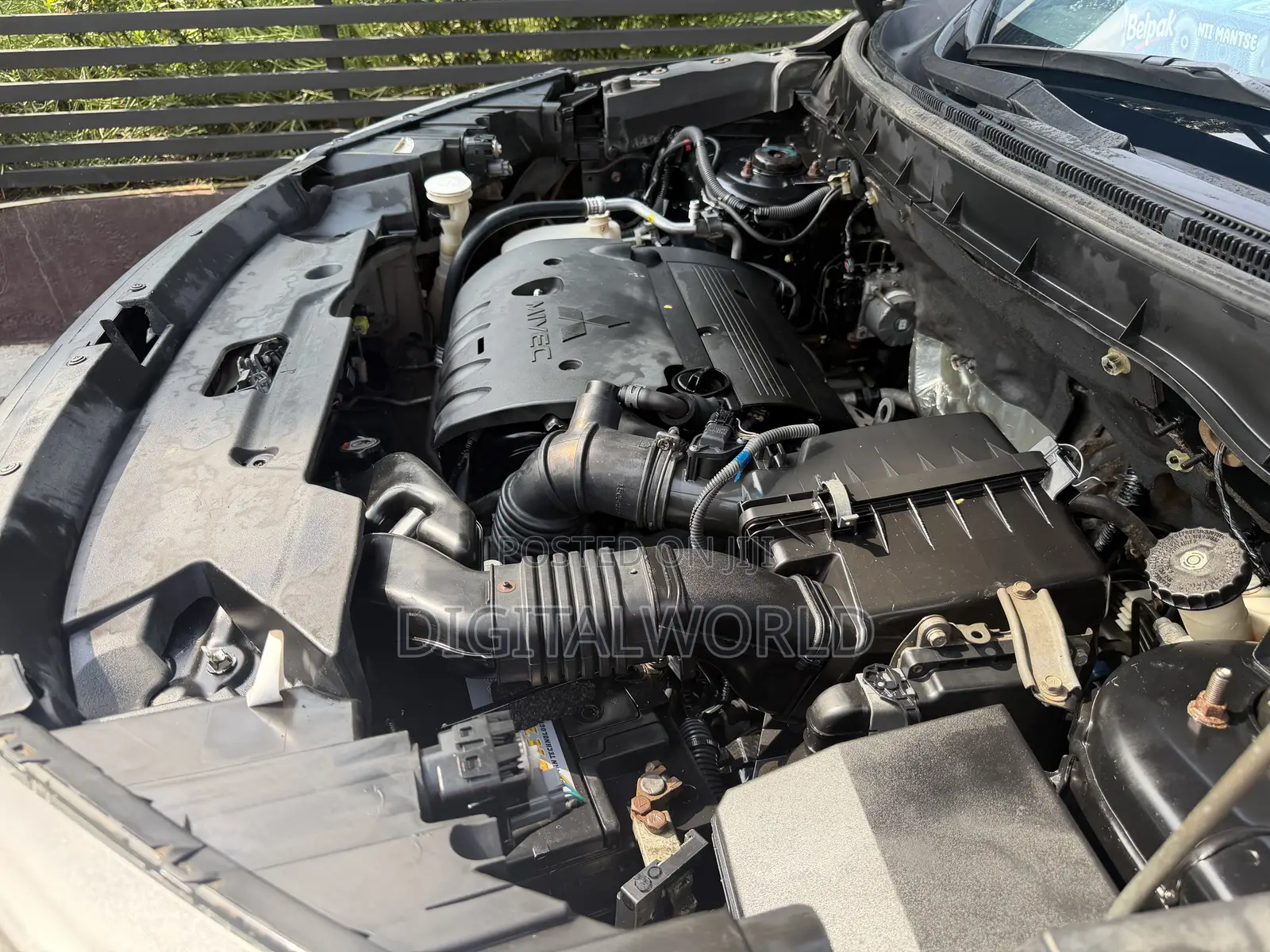 Mitsubishi Outlander 2021 Black
