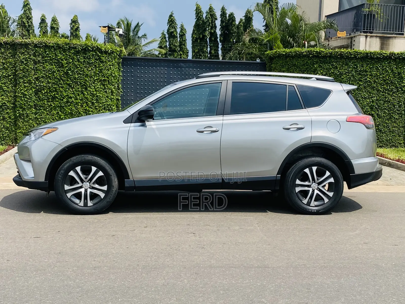 Toyota RAV4 2017 Silver