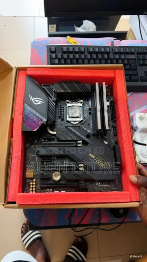 Asus Strix Z490 E Gaming + 10th Gen Cpu