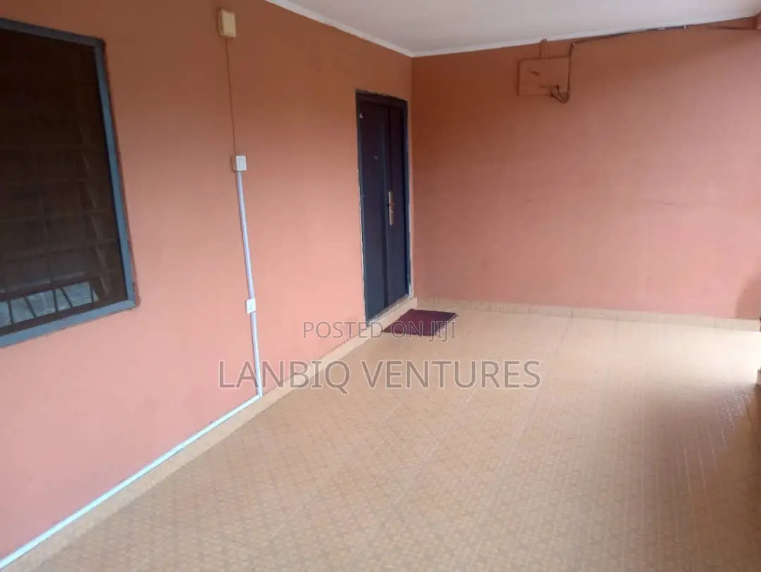 3bdrm House in Lapaz for rent