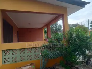 3bdrm House in Lapaz for rent
