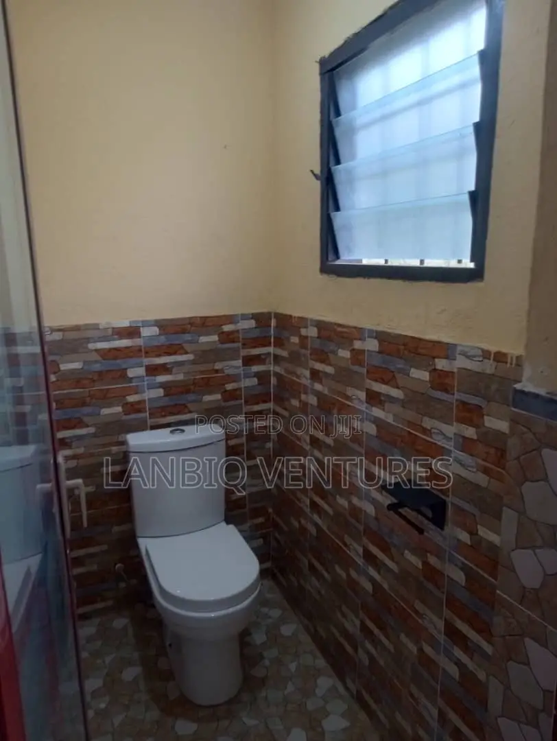 3bdrm House in Lapaz for rent