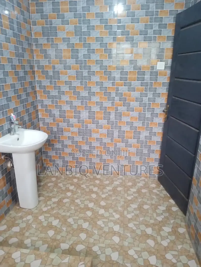 3bdrm House in Lapaz for rent