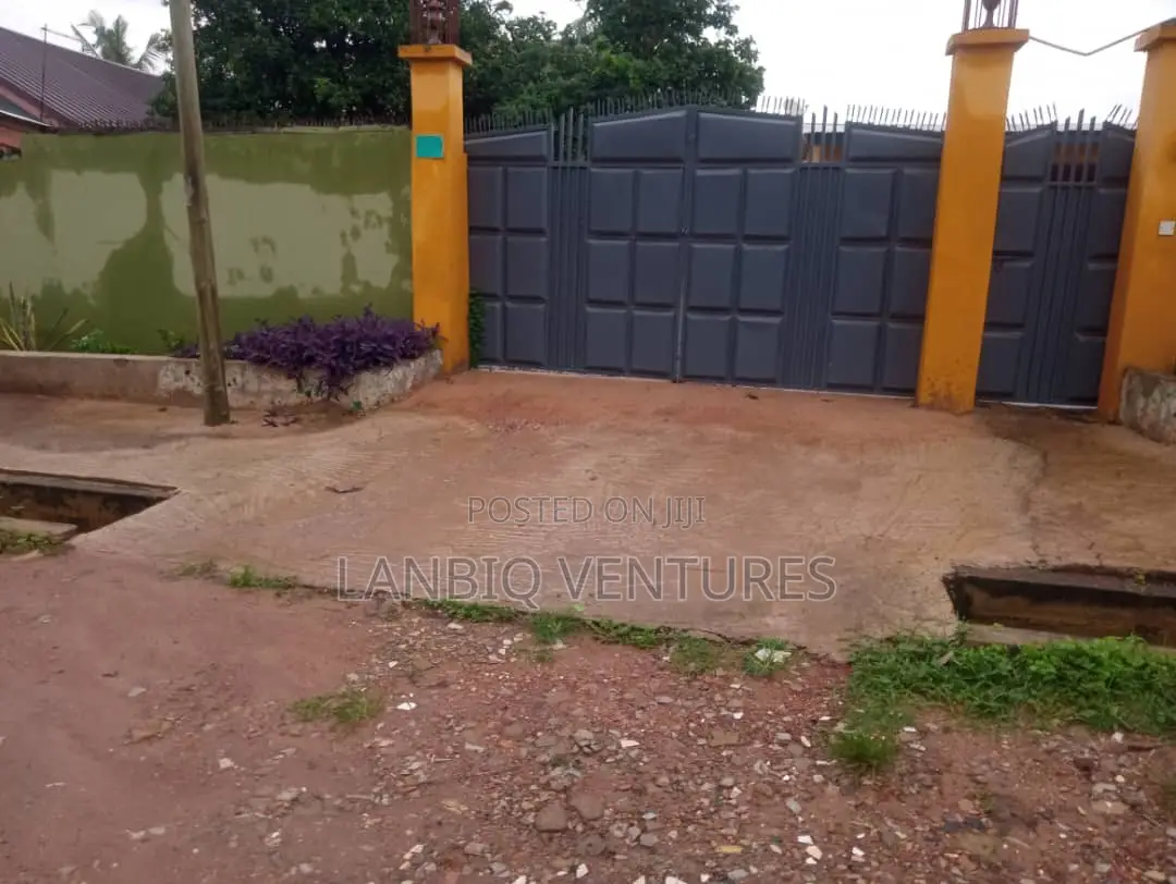 3bdrm House in Lapaz for rent