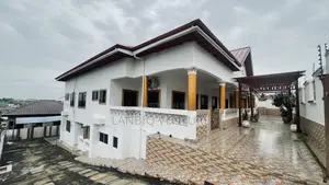 3bdrm Apartment in Awoshie for rent