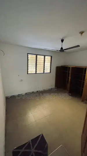 3bdrm Apartment in Awoshie for rent