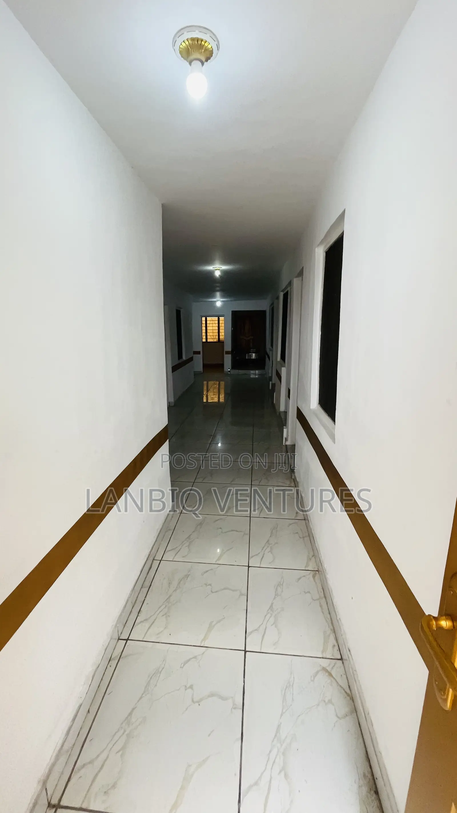 3bdrm Apartment in Awoshie for rent