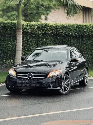 Mercedes-Benz C300 2020 Black