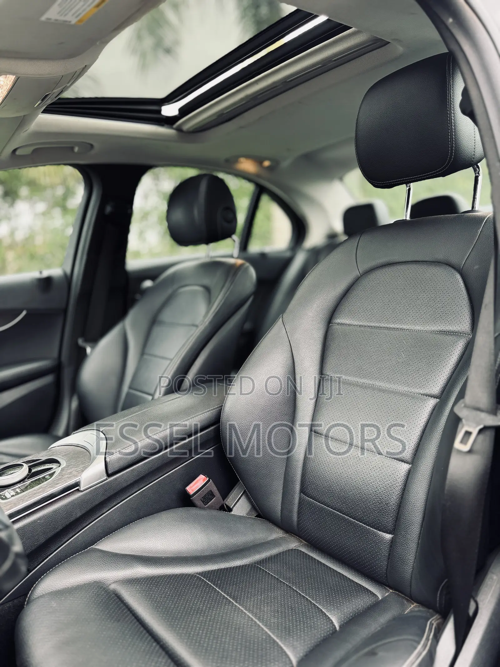 Mercedes-Benz C300 2020 Black