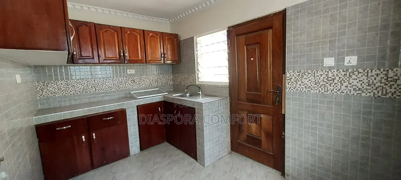 3bdrm House in Emmanuel Property, Police Station for rent
